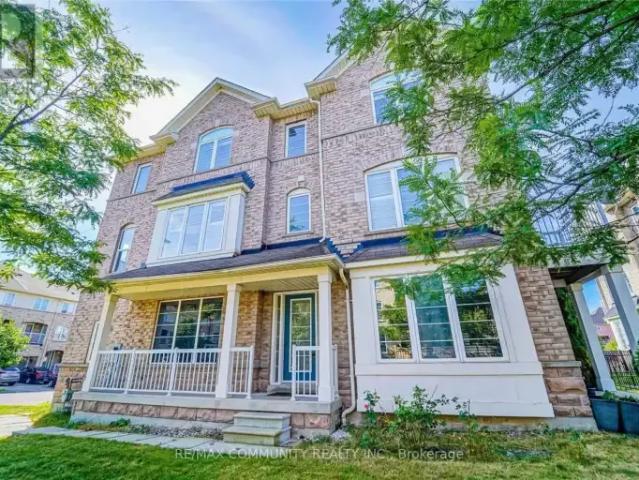 Townhouse for rent in Durham, Ontario
