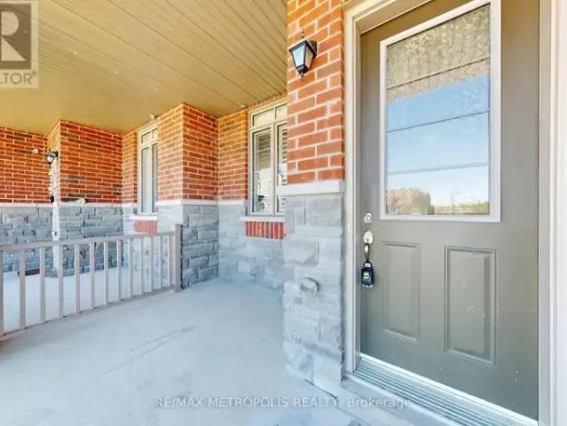 Townhouse for rent in Durham, Ontario