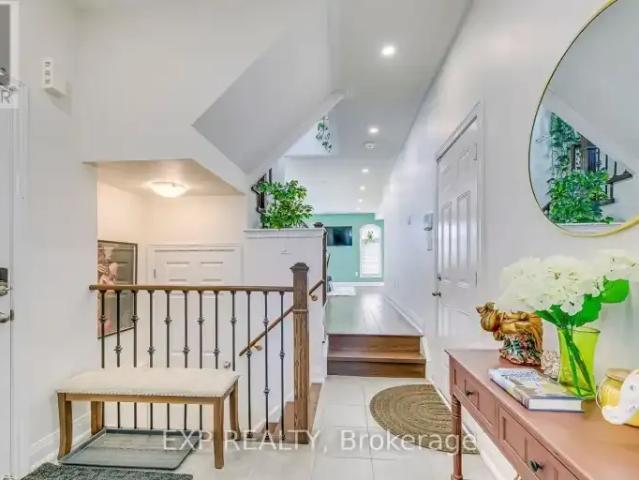 Townhouse for rent in Alton West Village, Burlington