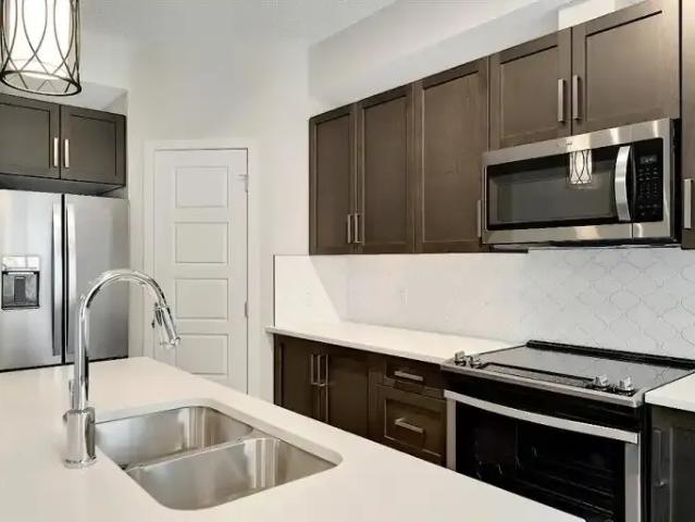 Townhouse for rent in Northwest, Alberta