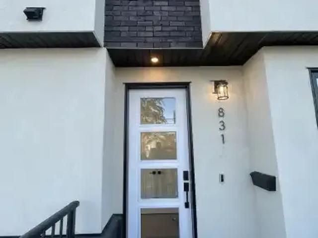 Townhouse for rent in Northwest, Alberta