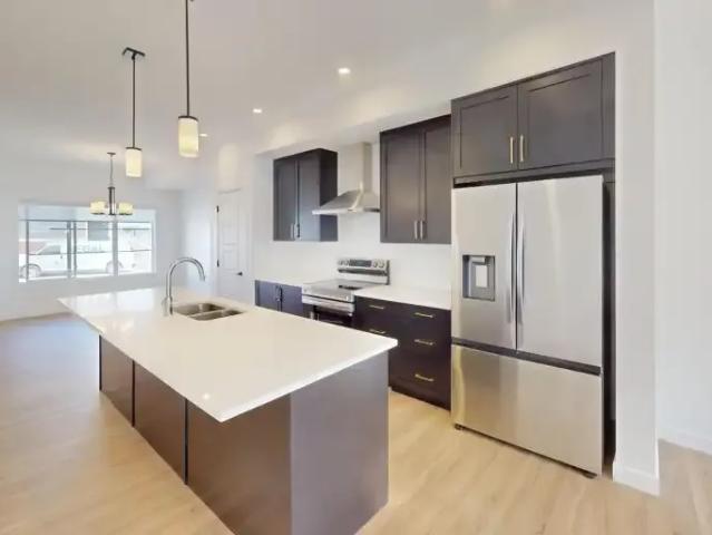Townhouse for rent in Northwest, Alberta