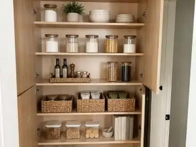 Townhouse for rent in Northwest, Alberta