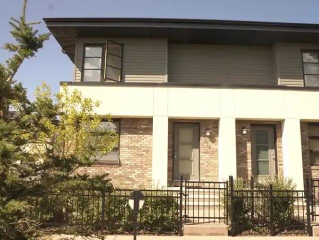 Townhouse for rent in Northwest, Alberta