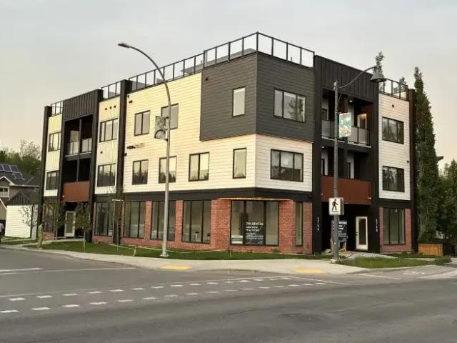 Townhouse for rent in Northwest, Alberta