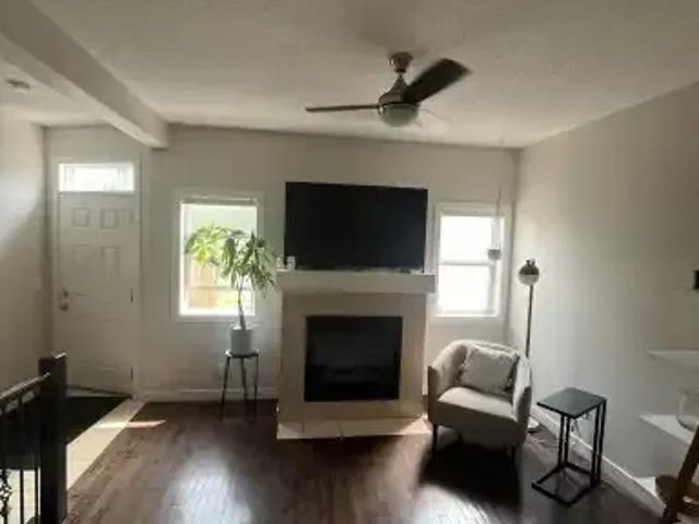 Townhouse for rent in Northwest, Alberta