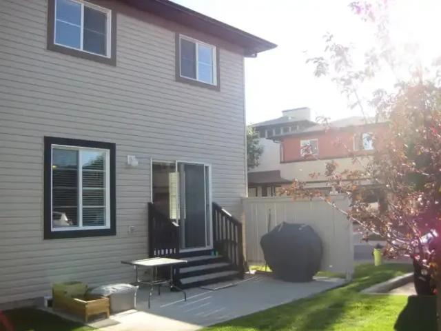 Townhouse for rent in Northwest, Alberta