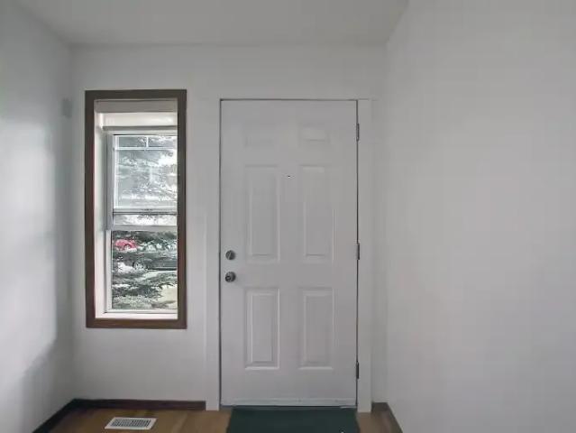 Townhouse for rent in Northwest, Alberta