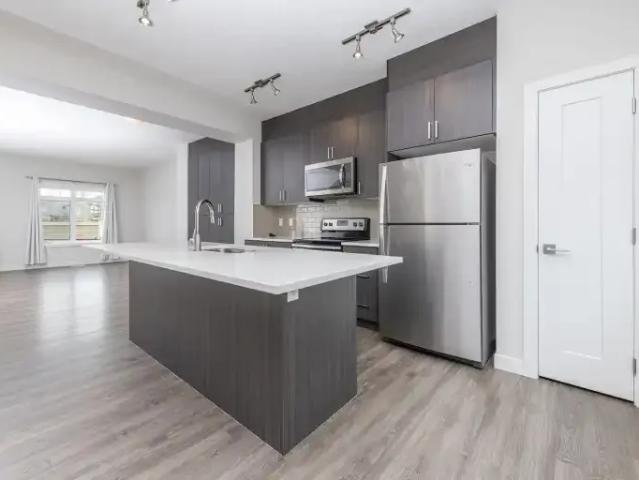 Townhouse for rent in Northwest, Alberta