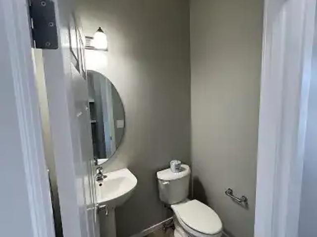 Townhouse for rent in Northwest, Alberta
