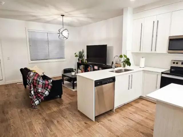Townhouse for rent in Northwest, Alberta