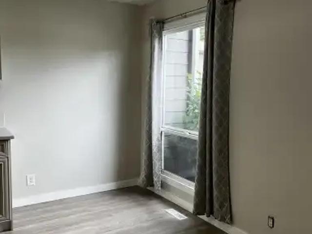Townhouse for rent in Northwest, Alberta