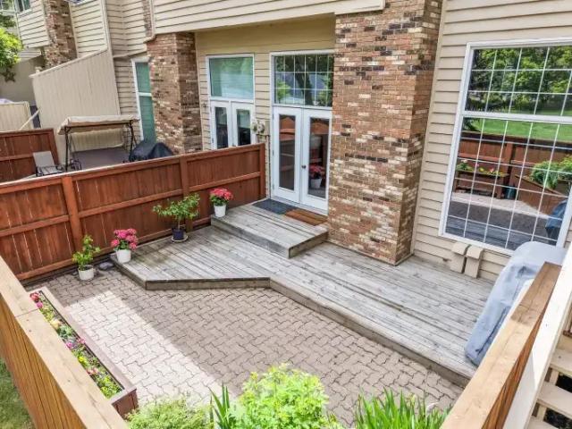 Townhouse for rent in Northwest, Alberta