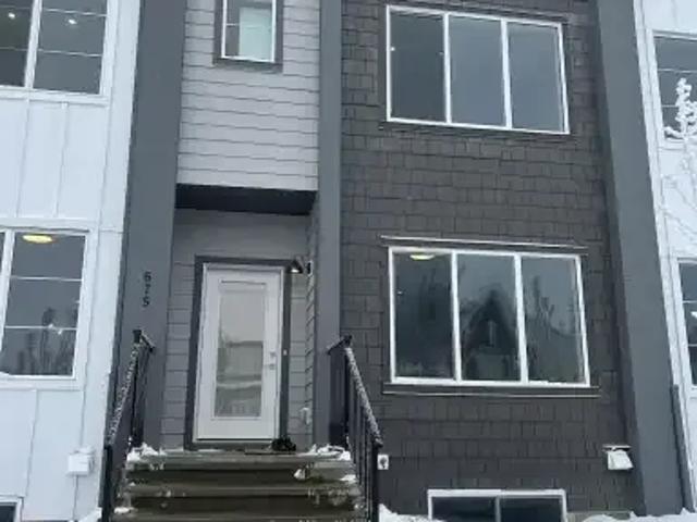 Townhouse for rent in Northwest, Alberta