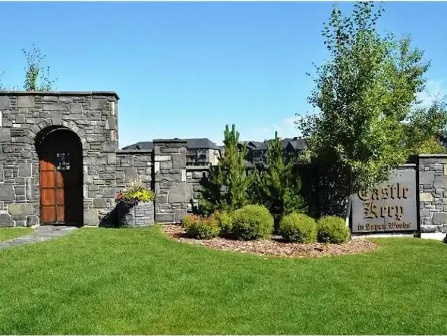 Townhouse for rent in Northwest, Alberta