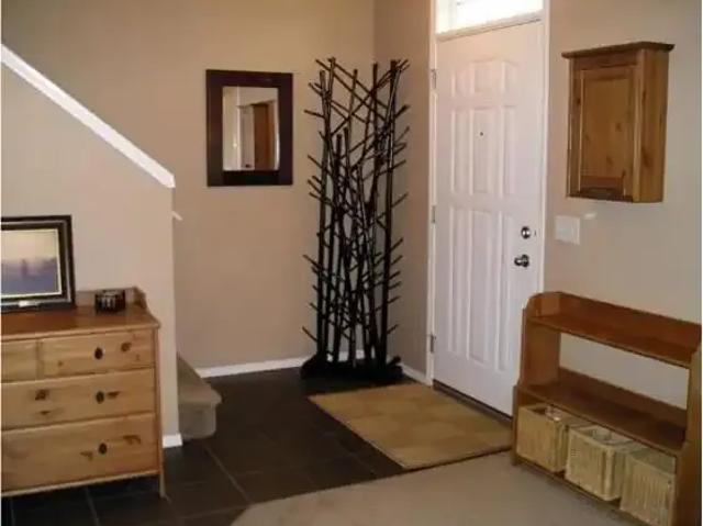 Townhouse for rent in Northwest, Alberta