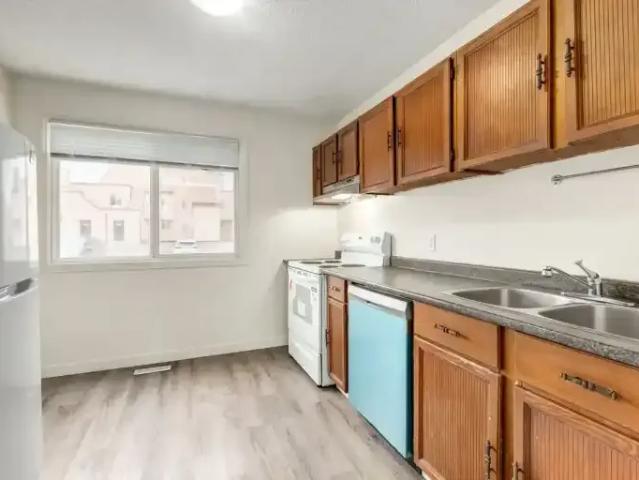 Townhouse for rent in Northwest, Alberta