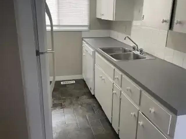 Townhouse for rent in Northwest, Alberta