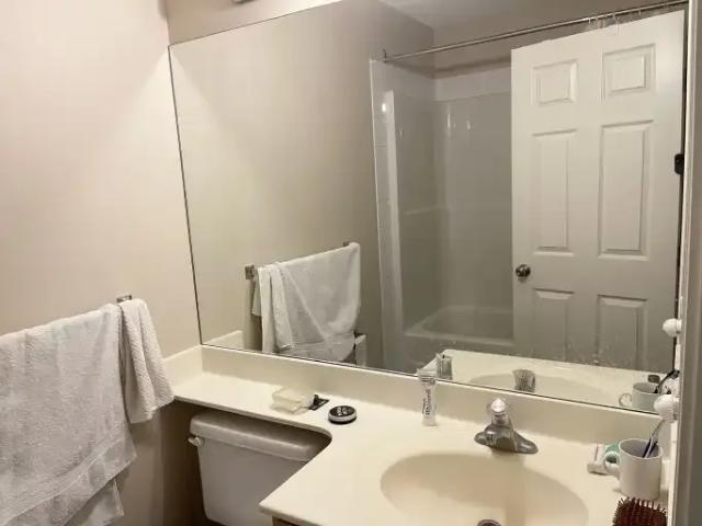 Townhouse for rent in Northwest, Alberta