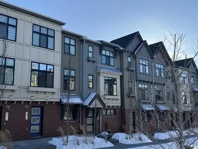 Townhouse for rent in Northwest, Alberta
