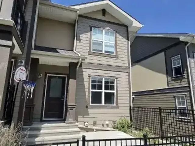 Townhouse for rent in Northwest, Alberta