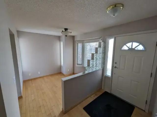 Townhouse for rent in Northwest, Alberta