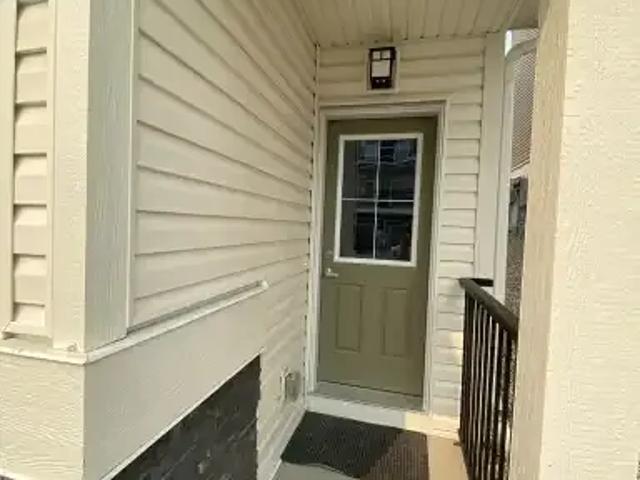 Townhouse for rent in Northwest, Alberta