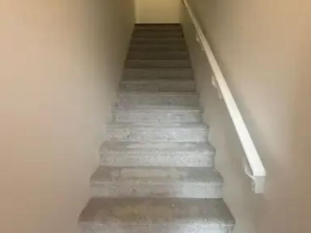 Townhouse for rent in Northwest, Alberta