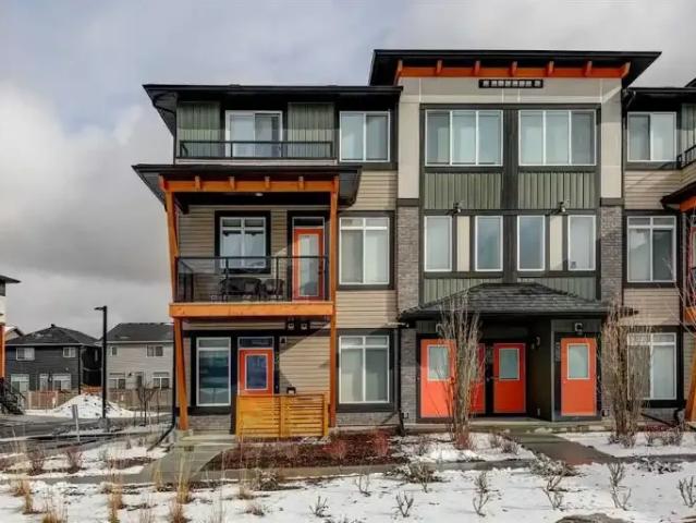 Townhouse for rent in Northwest, Alberta