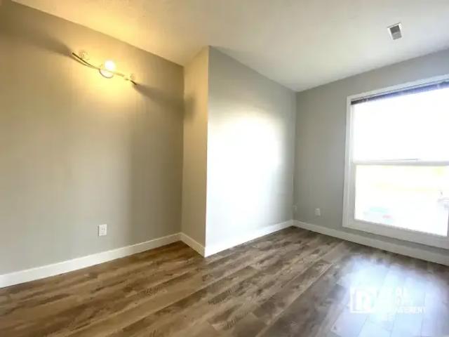 Townhouse for rent in Northwest, Alberta