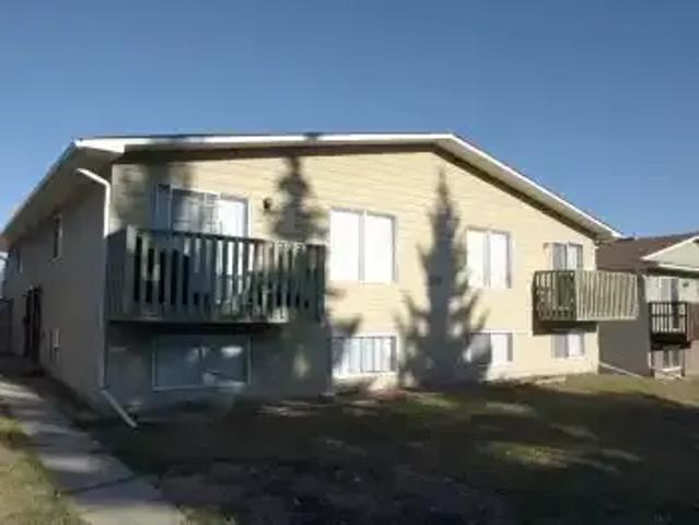 Townhouse for rent in Northwest, Alberta