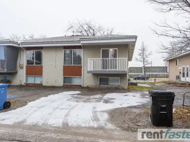 Townhouse for rent in Northwest, Alberta