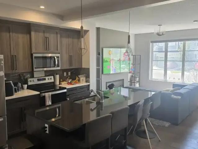 Townhouse for rent in Northwest, Alberta