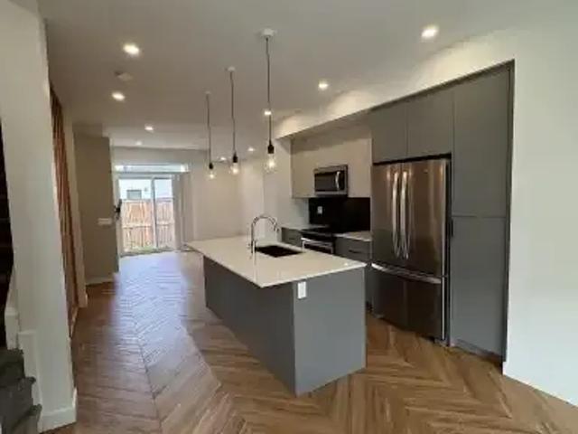 Townhouse for rent in Northwest, Alberta