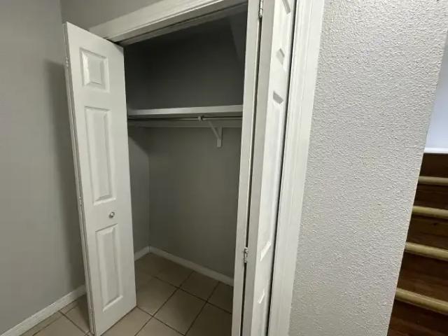 Townhouse for rent in Northwest, Alberta