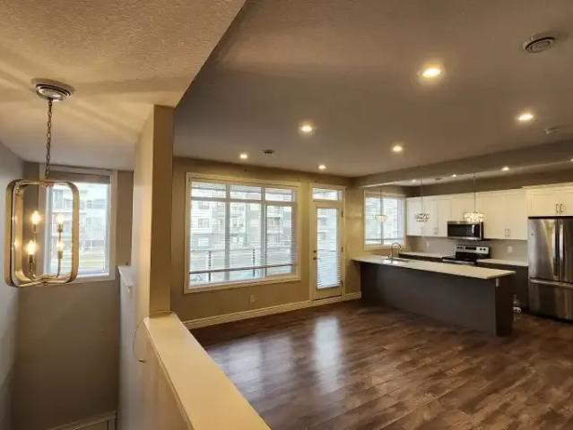 Townhouse for rent in Northwest, Alberta