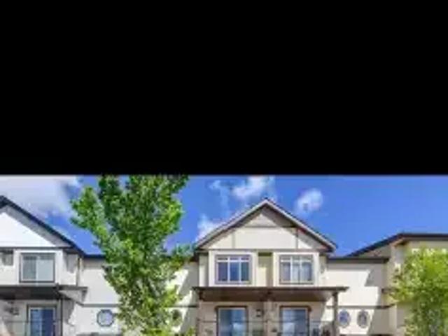 Townhouse for rent in Northwest, Alberta