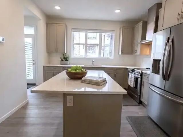 Townhouse for rent in Northwest, Alberta