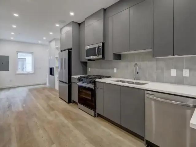 Townhouse for rent in Northwest, Alberta