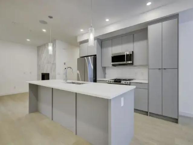 Townhouse for rent in Northwest, Alberta
