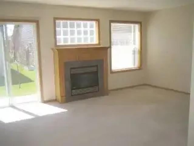 Townhouse for rent in Northwest, Alberta