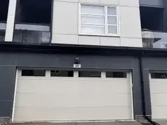 Townhouse for rent in Northwest, Alberta