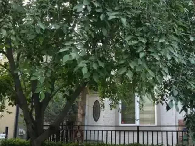 Townhouse for rent in Northwest, Alberta