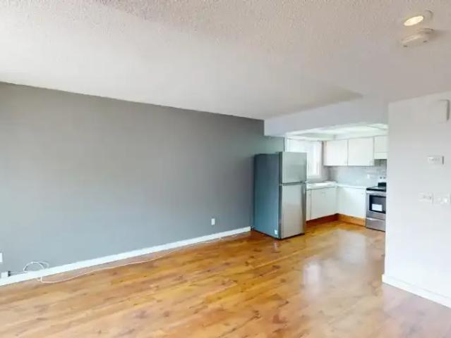 Townhouse for rent in Northwest, Alberta