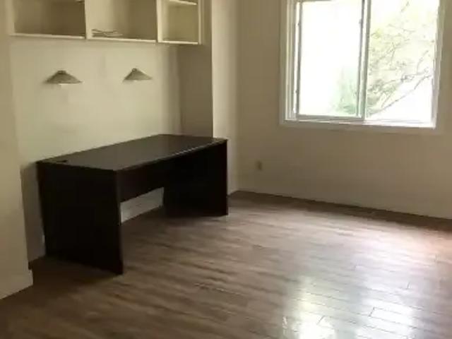 Townhouse for rent in Northwest, Alberta