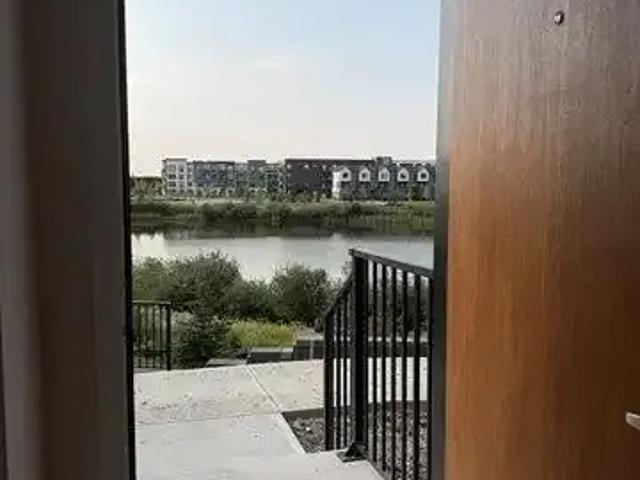 Townhouse for rent in Northwest, Alberta