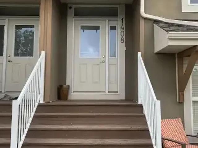 Townhouse for rent in Northwest, Alberta