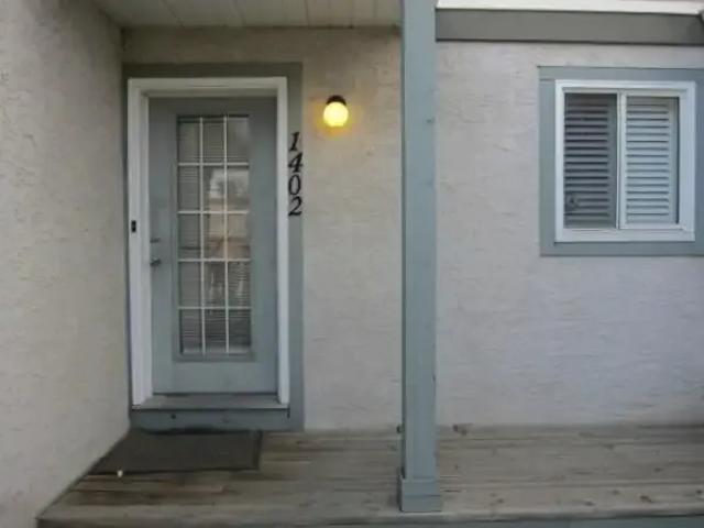 Townhouse for rent in Northwest, Alberta