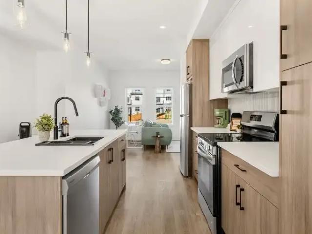 Townhouse for rent in Northwest, Alberta