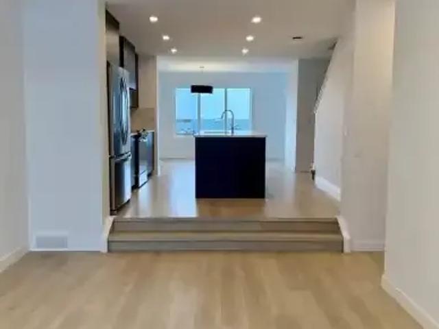 Townhouse for rent in Northwest, Alberta
